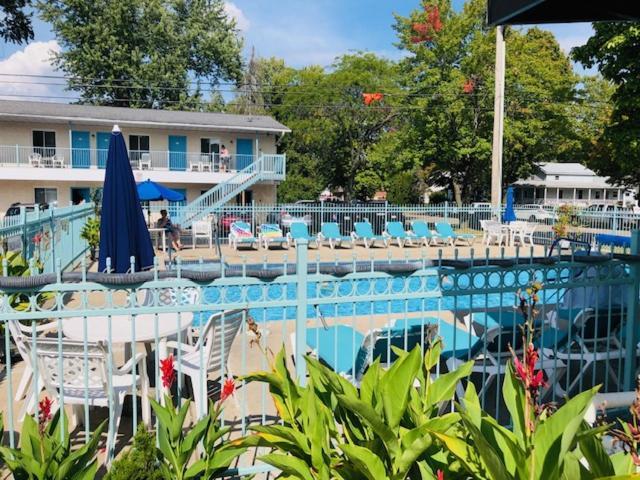 Starlite Motel Wisconsin Dells Exterior foto